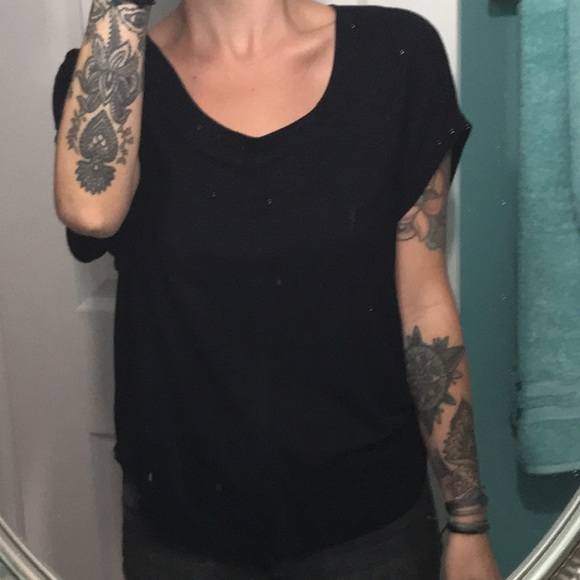 Simple Black Tunic Size Large - Picture 3 of 6